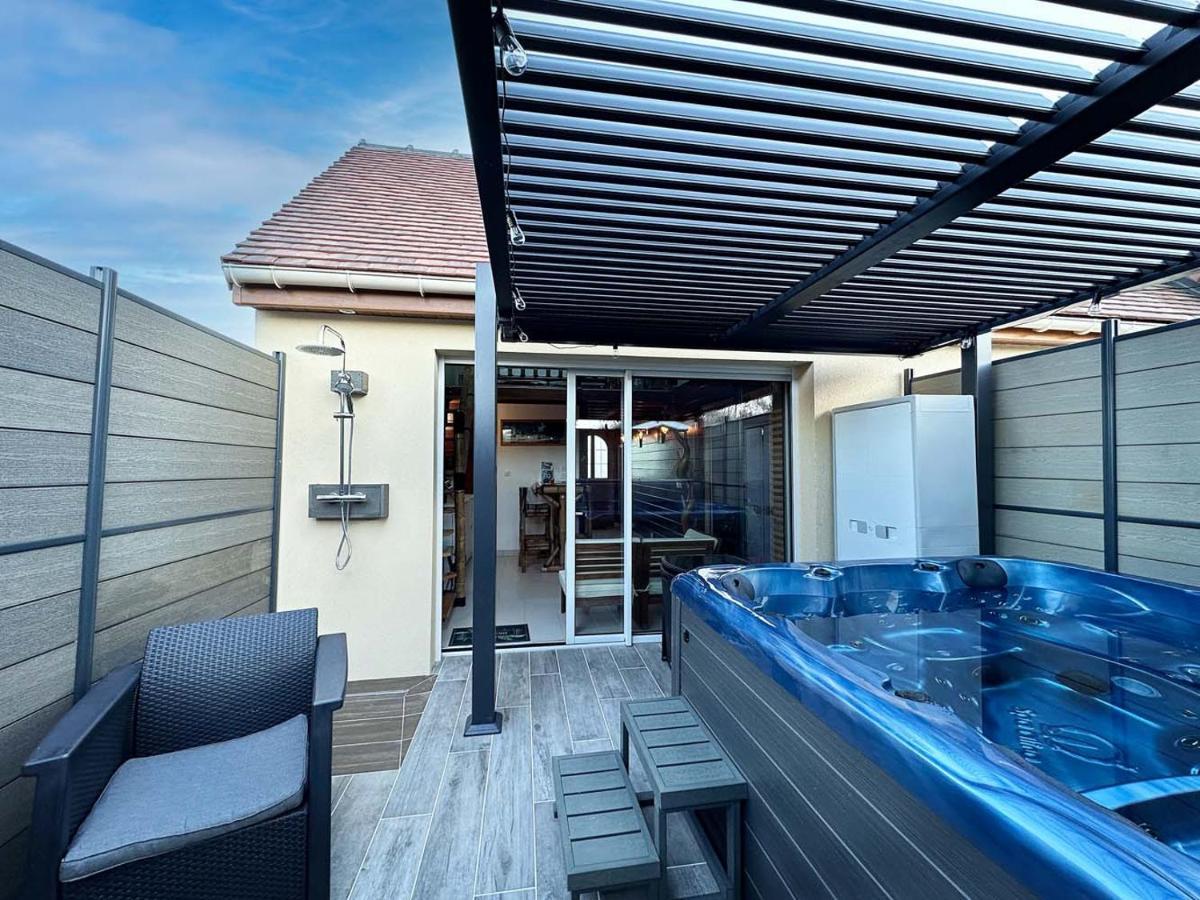 La Kaz Rhumantique Sauna And Spa Privatif La Rivière-Saint-Sauveur Extérieur photo